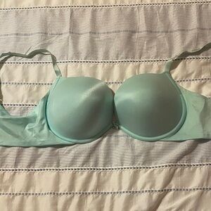 Victoria's Secret Light Green Bra